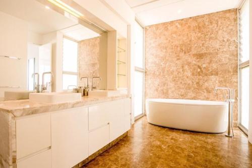 Villa Luxury Yatchs