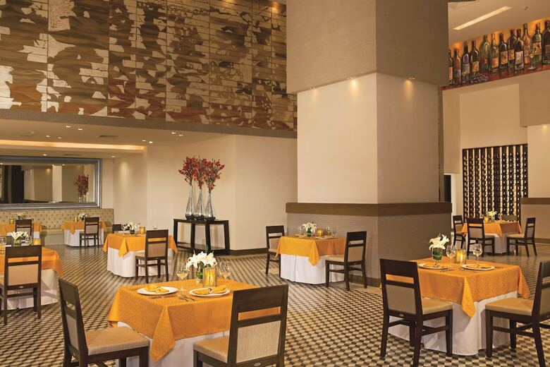 Hotel Dreams Vallarta Bay Resort & Spa