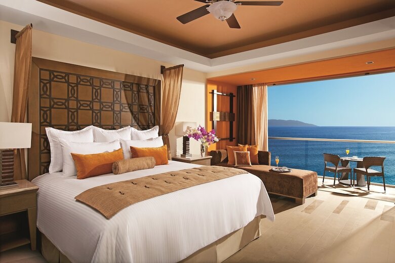 Hotel Dreams Vallarta Bay Resort & Spa