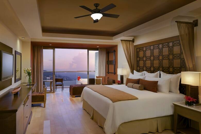 Hotel Dreams Vallarta Bay Resort & Spa