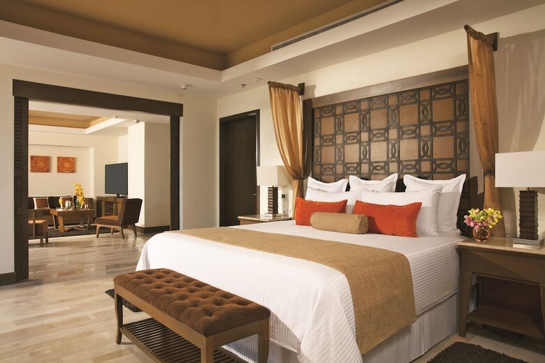 Hotel Dreams Vallarta Bay Resort & Spa