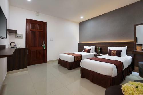 Nolis Hotel