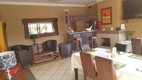Hostal Acre Of Africa Guesthouse