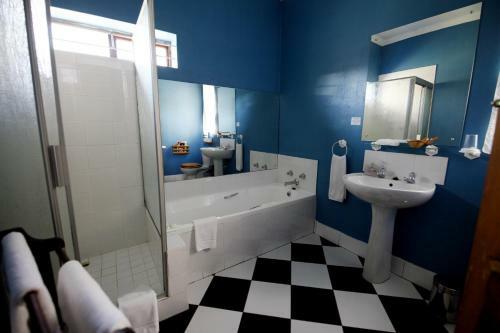 Hostal Mountain Manor Guest House & Self Catering