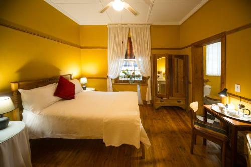 Hostal Mountain Manor Guest House & Self Catering