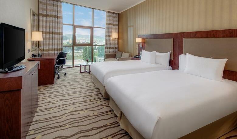 Hotel Doubletree By Hilton Bratislava
