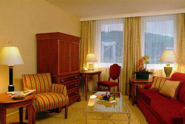 Hotel Millennium Court, Budapest - Marriott Executive Apartments
