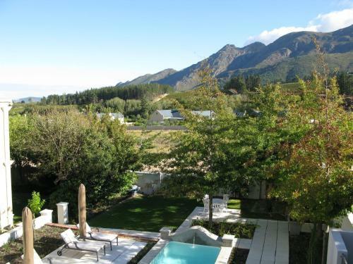 Hostal Maison D'ail Guest House