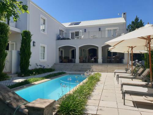 Hostal Maison D'ail Guest House