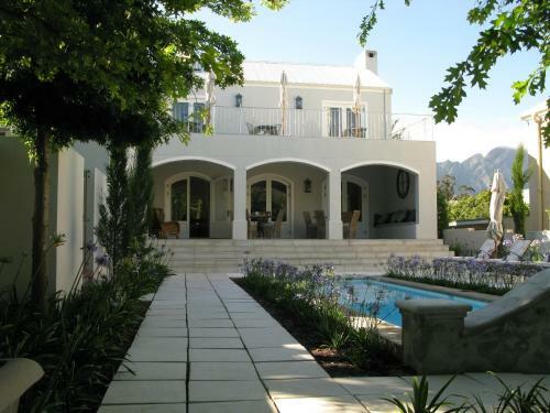 Hostal Maison D'ail Guest House