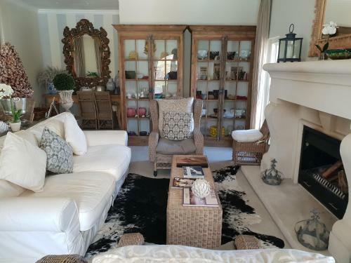 Hostal Maison D'ail Guest House