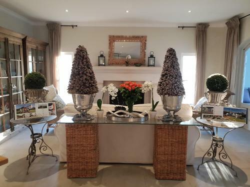 Hostal Maison D'ail Guest House