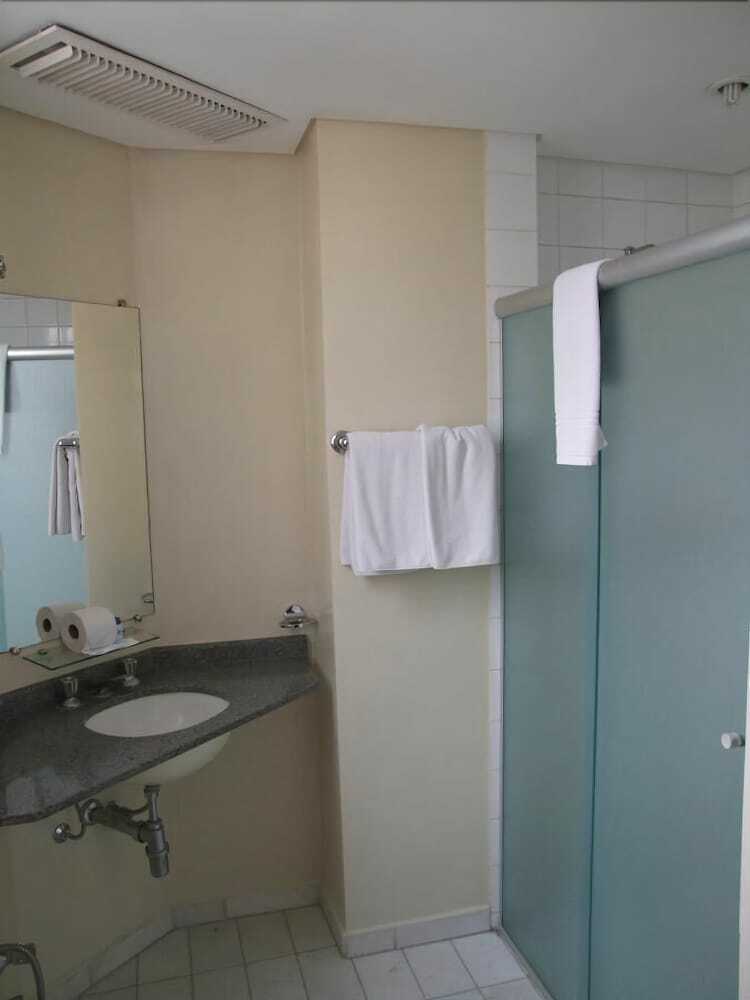 Gua�ra Palace Hotel