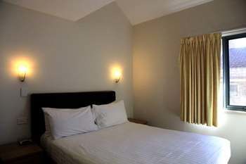 Hotel Best Western Travellers Motor Village