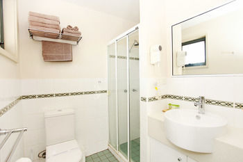 Hotel Best Western Travellers Motor Village