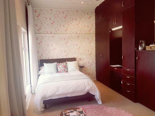 Hostal Maison Jacaranda
