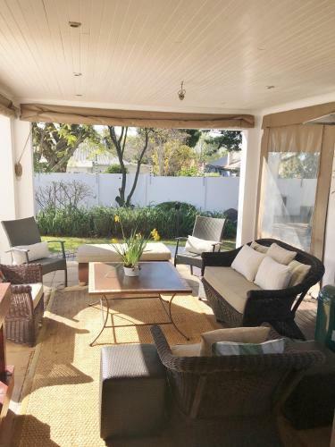Hostal Maison Jacaranda