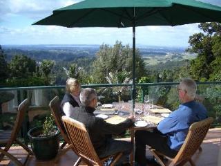 Hotel Auckland's Waitakere Estate