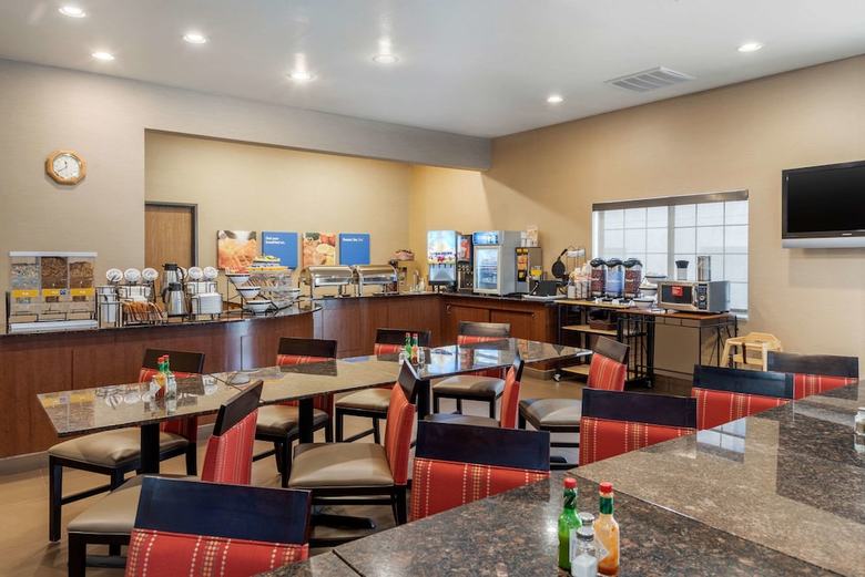 Hotel Comfort Inn