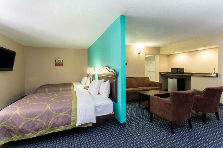 Hotel Super 8 Naples