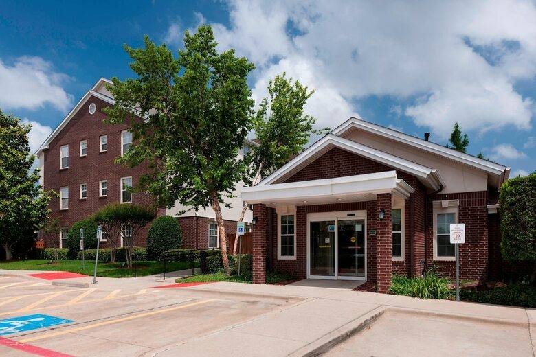 Hotel Towneplace Suites Arlington Near Six Flags