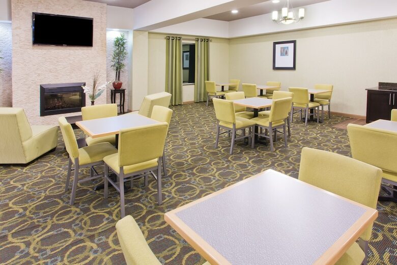 Hotel Comfort Inn & Suites Alvarado