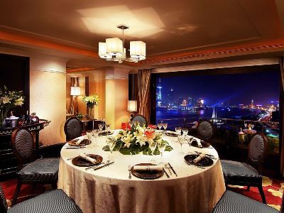 Hotel Broadway Mansions