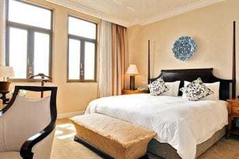 Hotel Broadway Mansions