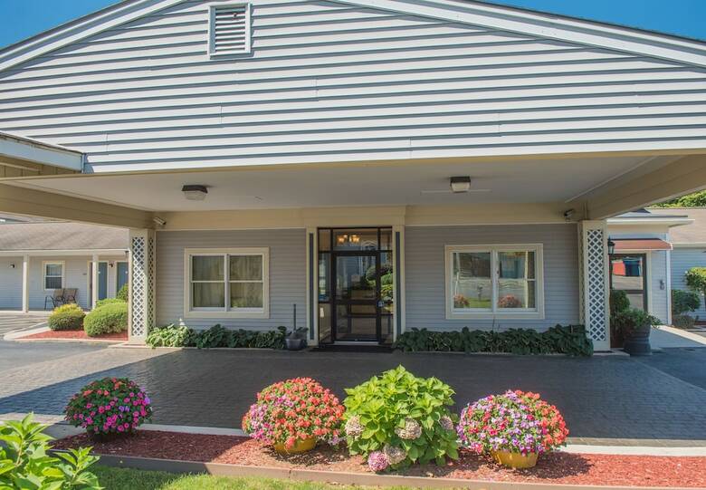 Hotel Best Western Plus New Englander Motor Inn