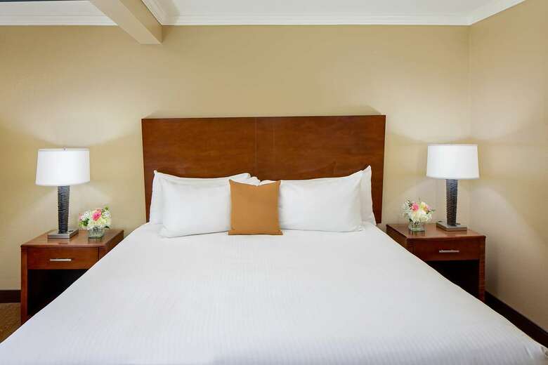 Hotel Best Western Plus New Englander Motor Inn