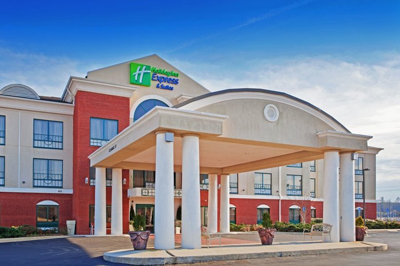 Holiday Inn Express Hotel & Suites Bessemer
