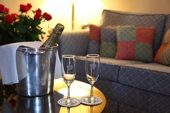 Hotel Al Bustan