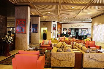 Hotel Al Bustan