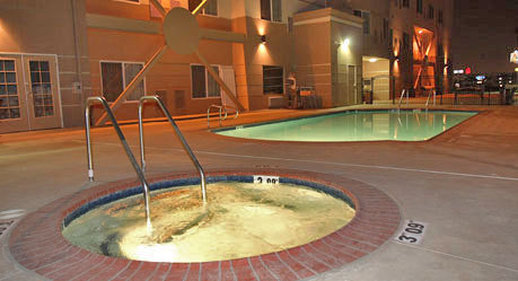 Holiday Inn Express Hotel & Suites Bakersfield Central