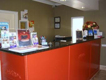 Hotel Knights Inn And Suites Bakersfield
