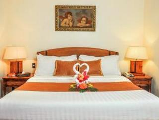 Hotel Monaco Suites De Boracay