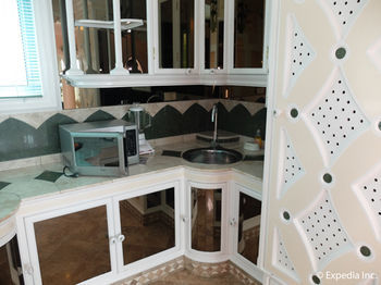 Hotel Monaco Suites De Boracay