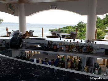 Hotel Monaco Suites De Boracay