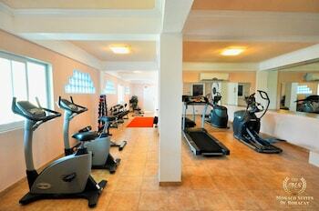 Hotel Monaco Suites De Boracay