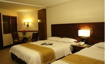 Hotel Regency Lagoon Resort