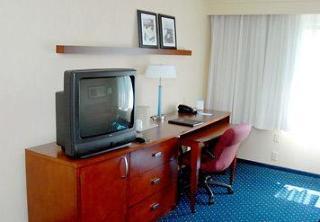Hotel Fairfield Inn & Suites Boston North