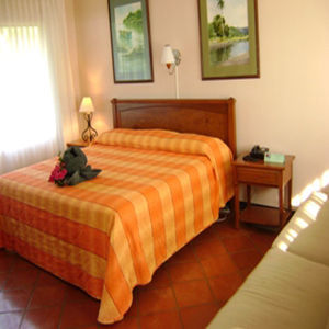 Hotel Monterey Del Mar