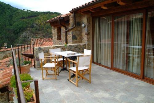 Hotel Font Del Genil