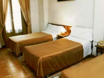 Hotel Hostal Nuria