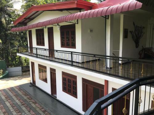 Hostal Ruwanpura Info Tours
