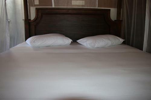 Hotel Shiva's Beach Cabanas