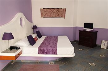 Hotel Quinto Sol
