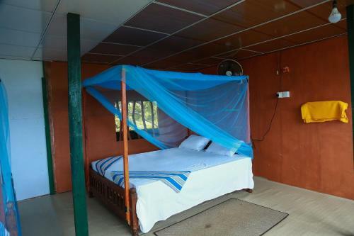 Yala Tree House Safari
