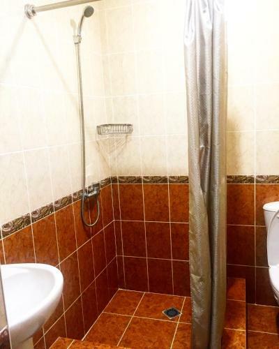 Hostal Guest House On Kamyshovaya 12 A