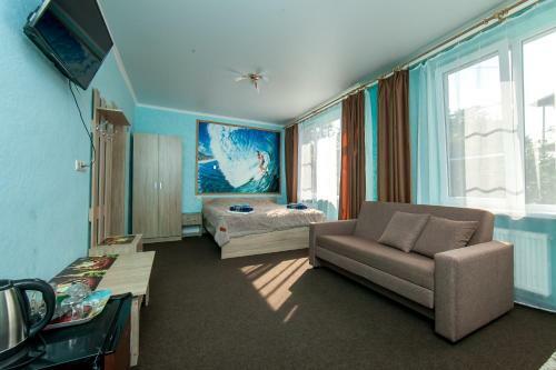 Hostal Schastlivy Slon Guest House